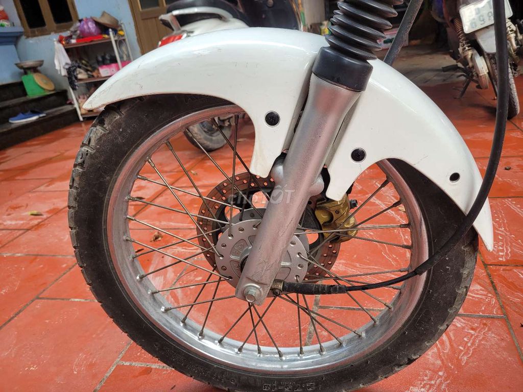 Husky 125 ít sử dụng nên muốn nhượng lại em nó. Mua bán Xe máy tại Huyện Chương Mỹ Hà Nội được đăng bởi Albert Dan hình 4