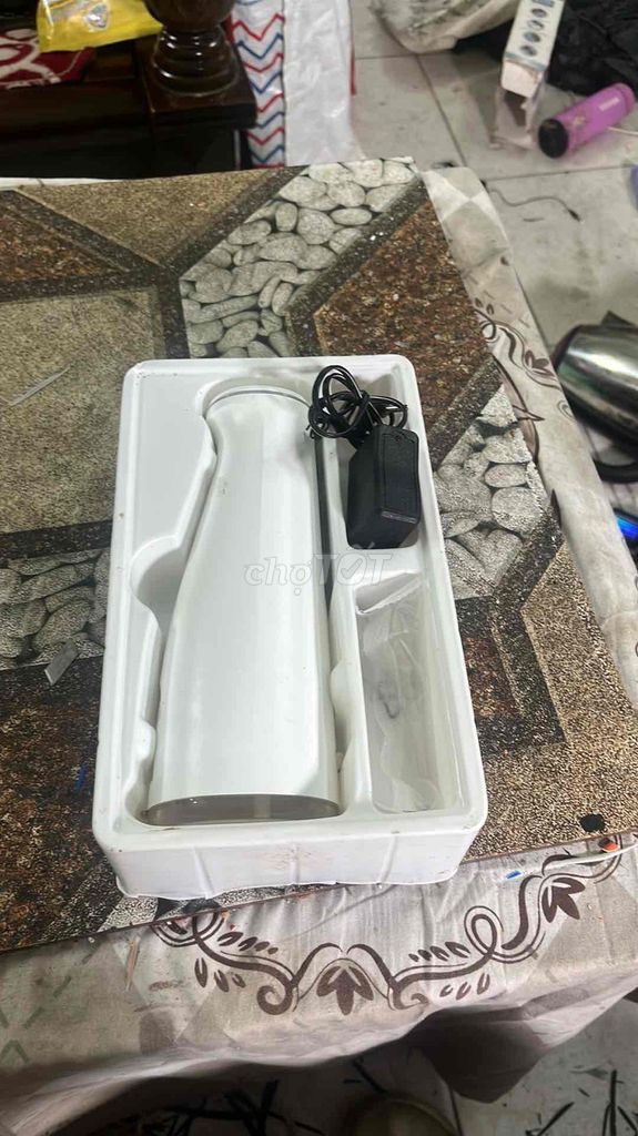 Tăm nước trắng nhỏ gọn dễ sử dụng. Mua bán Thiết bị vệ sinh, nhà tắm tại Quận Hoàng Mai Hà Nội được đăng bởi Lê Hồng Nhung hình 1