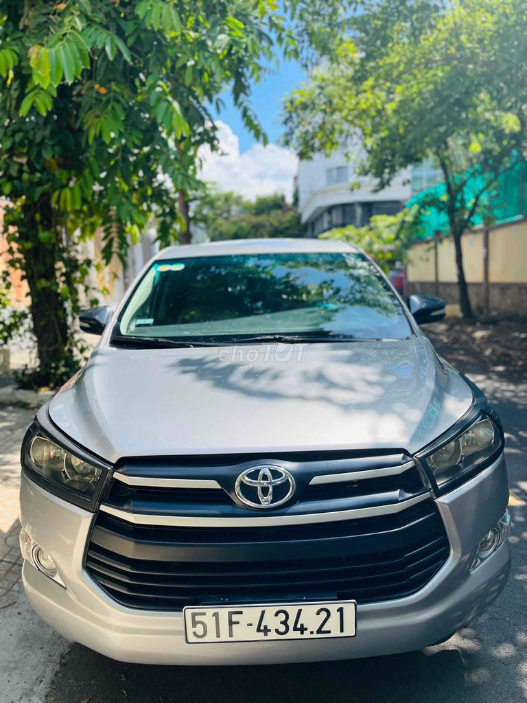 Toyota Innova 2016 2.0E - 108000 km. Mua bán Ô tô tại Quận 5 Tp Hồ Chí Minh được đăng bởi Salon Ô TÔ 07879 hình 3