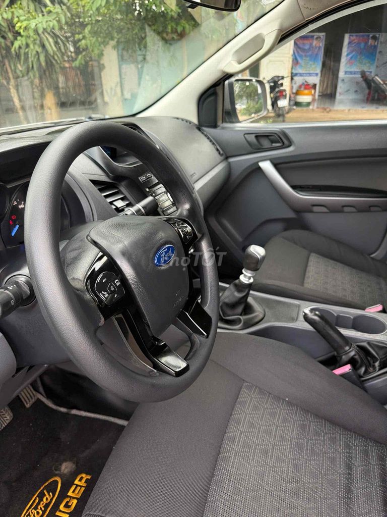 Ford Ranger 2016 XLS 2.2 4x2 MT - 100000 km. Mua bán Ô tô tại Thành phố Pleiku Gia Lai được đăng bởi Dinh Trung  hình 18