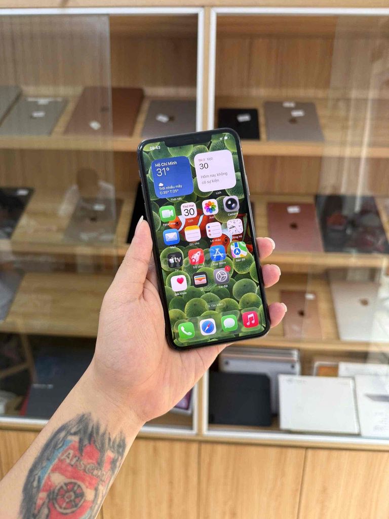 Apple iPhone 11 Pro Max 256GB Xám. Mua bán Điện thoại tại Quận Đống Đa Hà Nội được đăng bởi KT Hà Nội Mobile hình 1