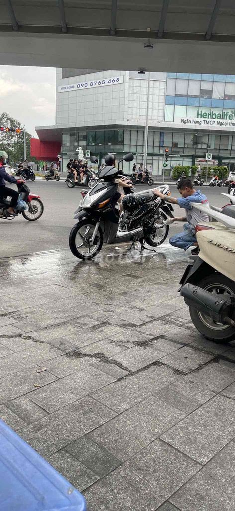 bán xe tại hà nội. Mua bán Xe máy tại Quận Tây Hồ Hà Nội được đăng bởi Lê Đức Huy hình 2