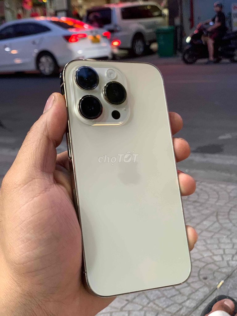 Apple iPhone 14 Pro 128GB Vàng gold. Mua bán Điện thoại tại Thành phố Huế Thừa Thiên Huế được đăng bởi Long Hoàng hình 1
