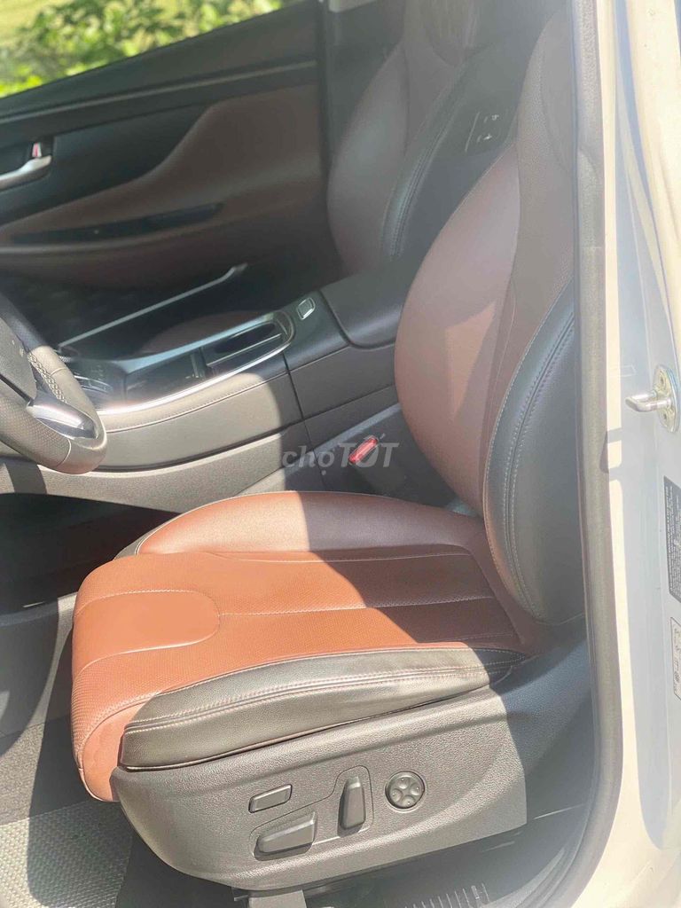 Hyundai Santa Fe 2022 Cao cấp 2.2L máy dầu full. Mua bán Ô tô tại Quận Long Biên Hà Nội được đăng bởi Hoàng Thanh auto hình 10