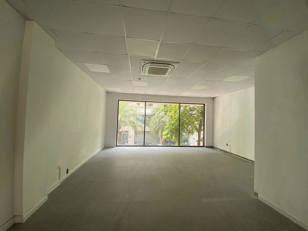 Cho thuê sàn văn phòng Him Lam, 90 m2/tầng sàn thông đẹp