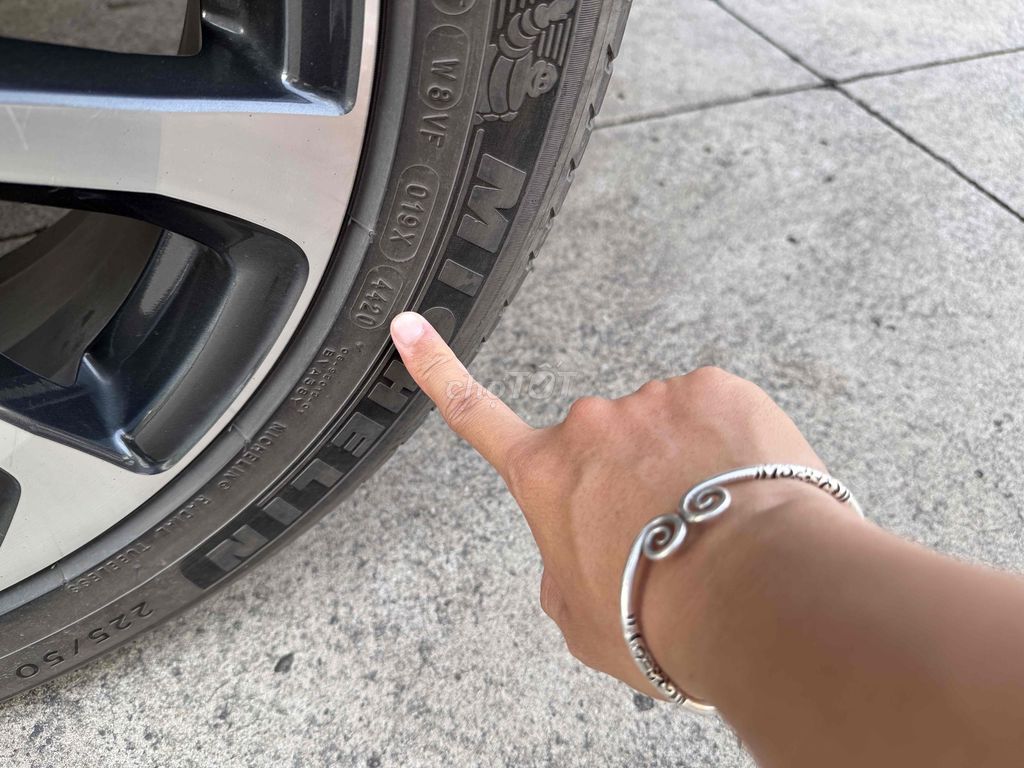 Toyota Corolla Cross 2021 1.8HV - 25800 km - 1 Chủ. Mua bán Ô tô tại Quận Bình Thạnh Tp Hồ Chí Minh được đăng bởi Công Sang hình 17