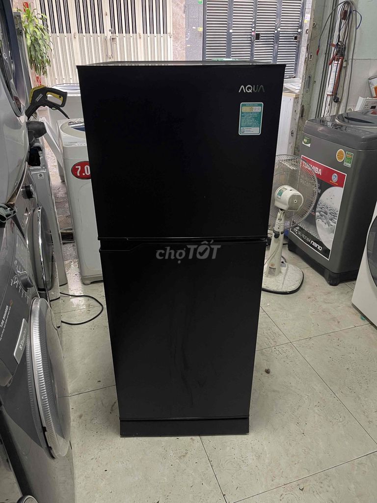 Thanh lý tủ lạnh AQUA 143L zin có BH bao ship. Mua bán Tủ lạnh tại Quận Tân Bình Tp Hồ Chí Minh được đăng bởi Quí Vũ Official hình 1