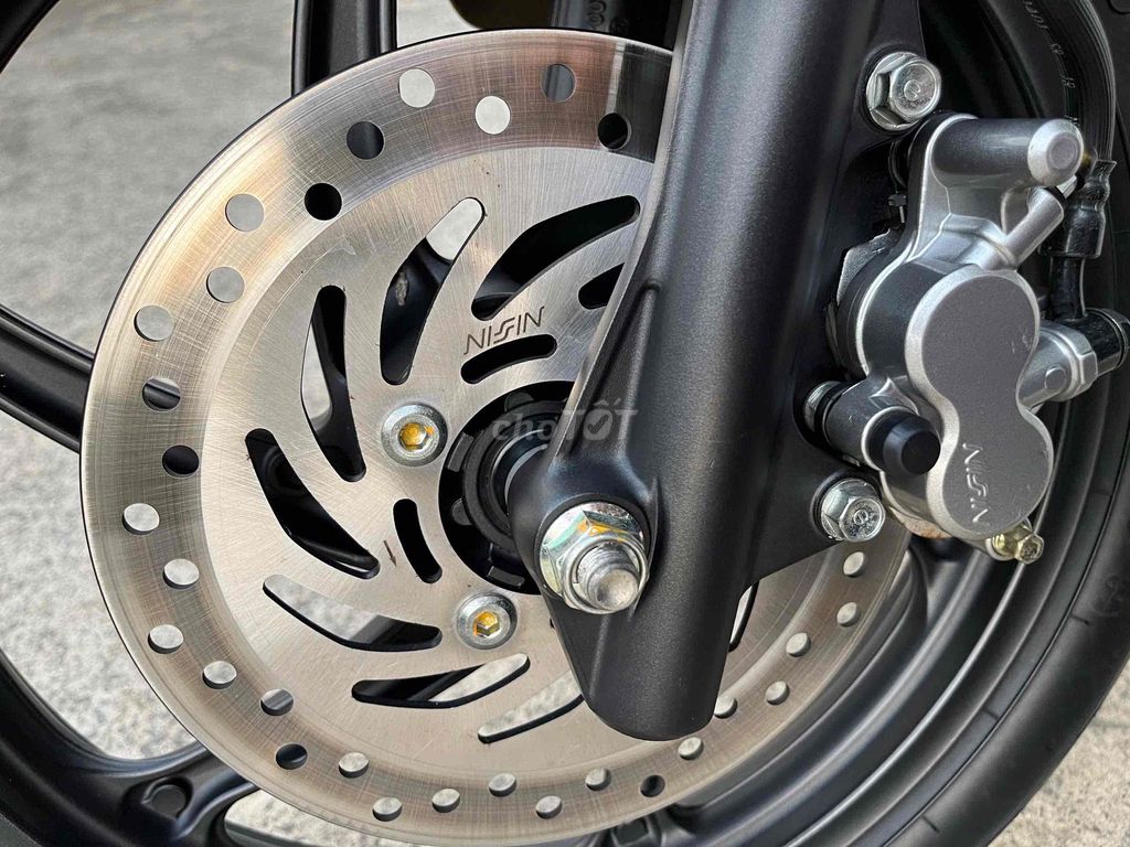 ab 2010 chạy 1 ngàn km kg có chiếc thứ 2 nhé. Mua bán Xe máy tại Thành phố Thuận An Bình Dương được đăng bởi Việt Thái hình 4