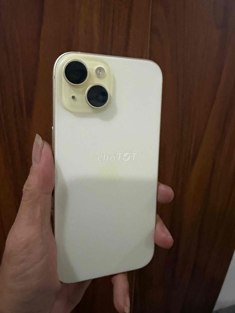 Apple iPhone 15 128GB vàng. Mua bán Điện thoại tại Quận Bình Tân Tp Hồ Chí Minh được đăng bởi nguyen van vu hình 1