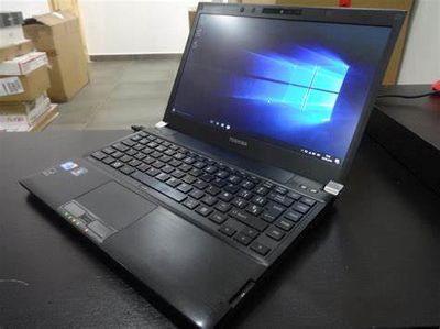 Laptop Toshiba R730 i5 ,Ram 4, 13.3