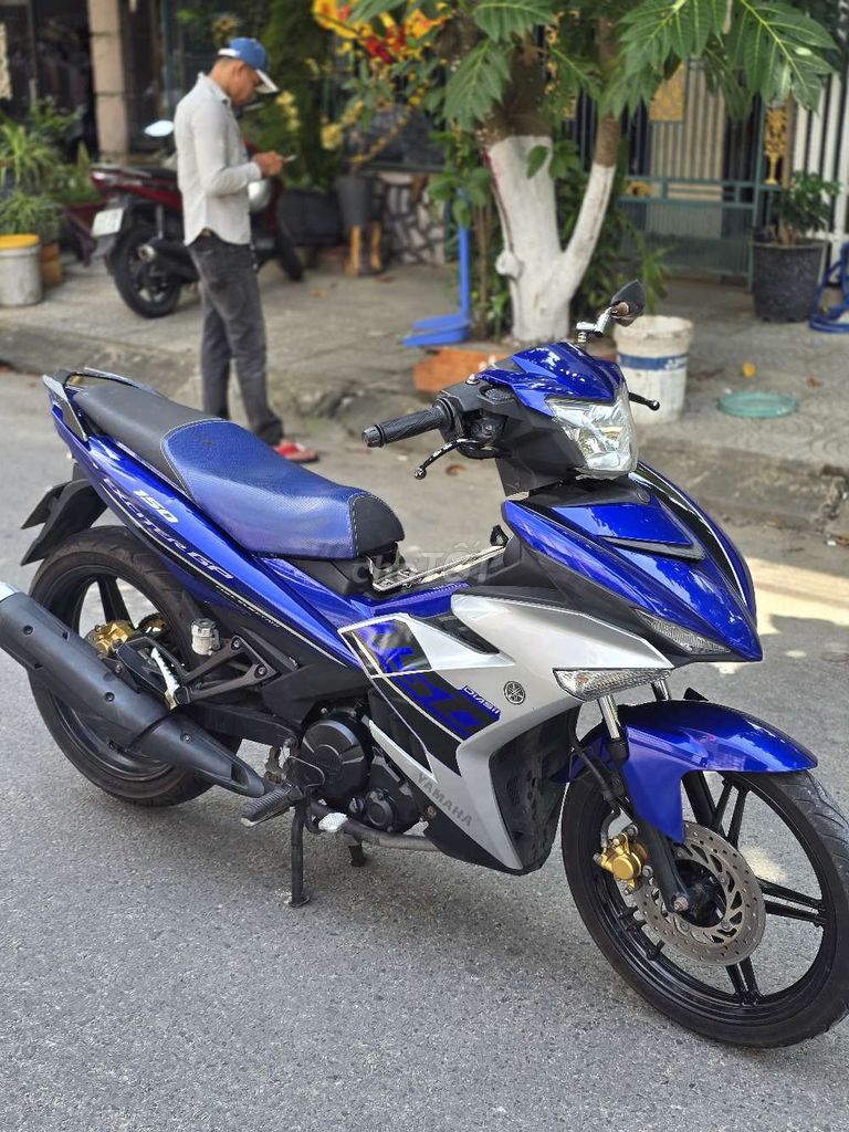 Зеленый ручной конический мотоцикл Yamaha Exciter 150