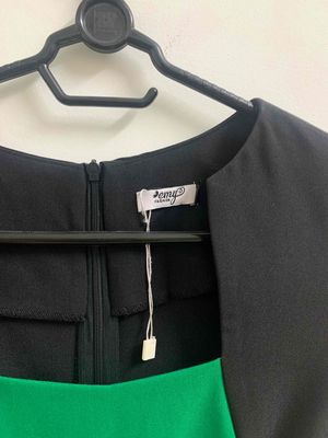 Váy liền Jemy vải thun, đen/xanh lá. Mua bán Quần áo tại Quận 12 Tp Hồ Chí Minh được đăng bởi Tuyết