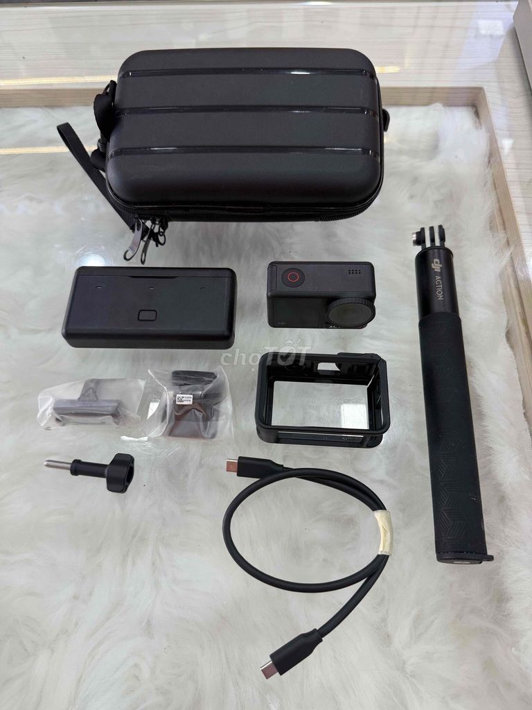 DJI ACTION 4 ADV combo. Mua bán Máy ảnh, Máy quay tại Quận Thanh Khê Đà Nẵng được đăng bởi Thắng  hình 1