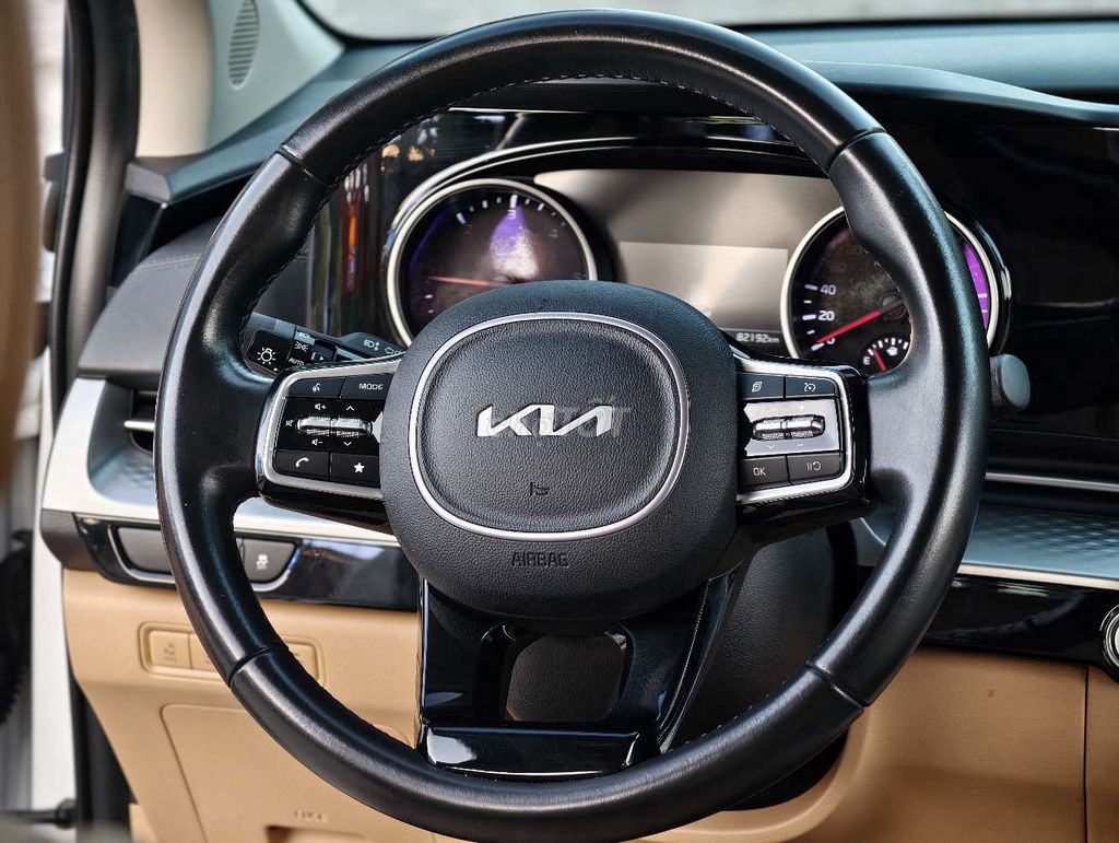 KIA CANIVAL 2022 MÁY DẦU MÀU TRẮNG LUXURY. Mua bán Ô tô tại Quận Long Biên Hà Nội được đăng bởi BON AUTO hình 12
