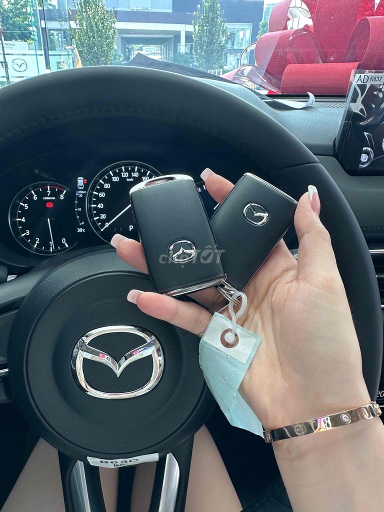 Mazda CX 5 2024 Luxury 2.0 AT - 5000 km. Mua bán Ô tô tại Quận Bình Tân Tp Hồ Chí Minh được đăng bởi Trần Thuỳ Mỵ hình 4