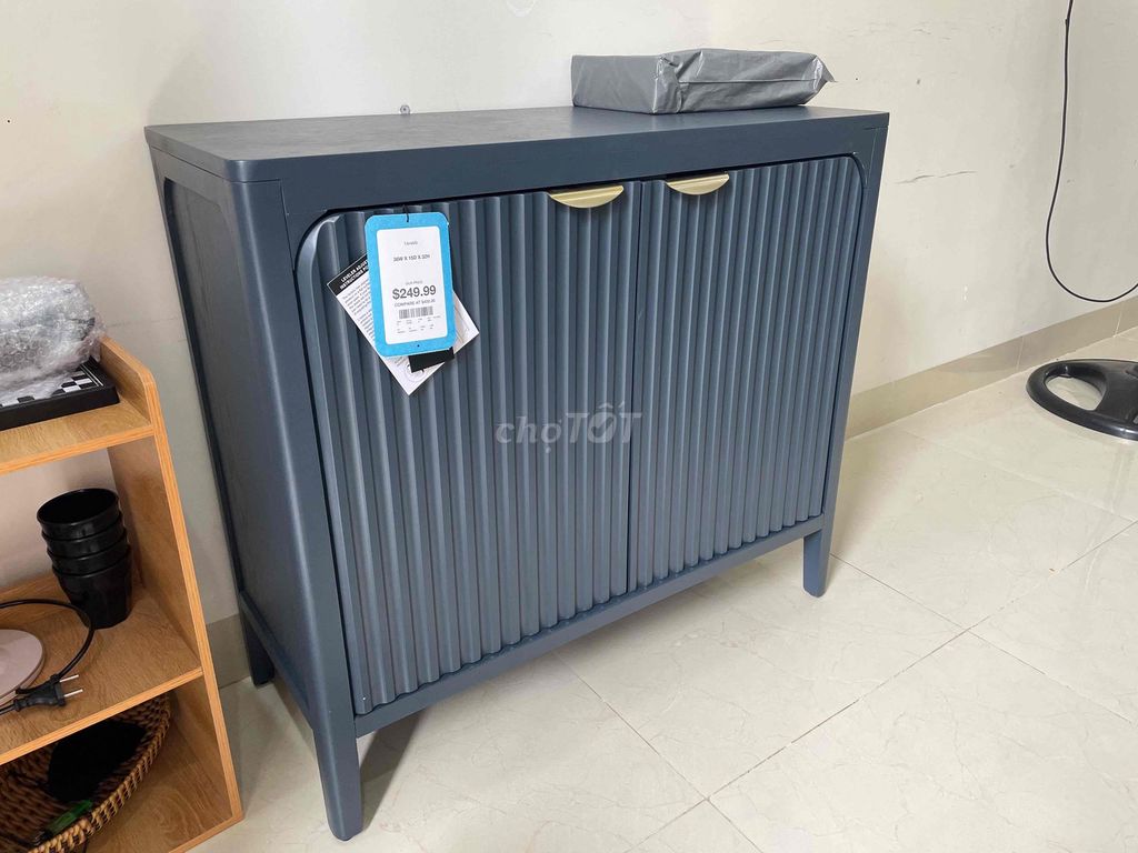 Tủ kệ gia đình Gỗ Xám xanh. Mua bán Tủ, kệ gia đình tại Thành phố Vũng Tàu Bà Rịa - Vũng Tàu được đăng bởi Thiết Bị Phòng Gym Vũng Tàu hình 1