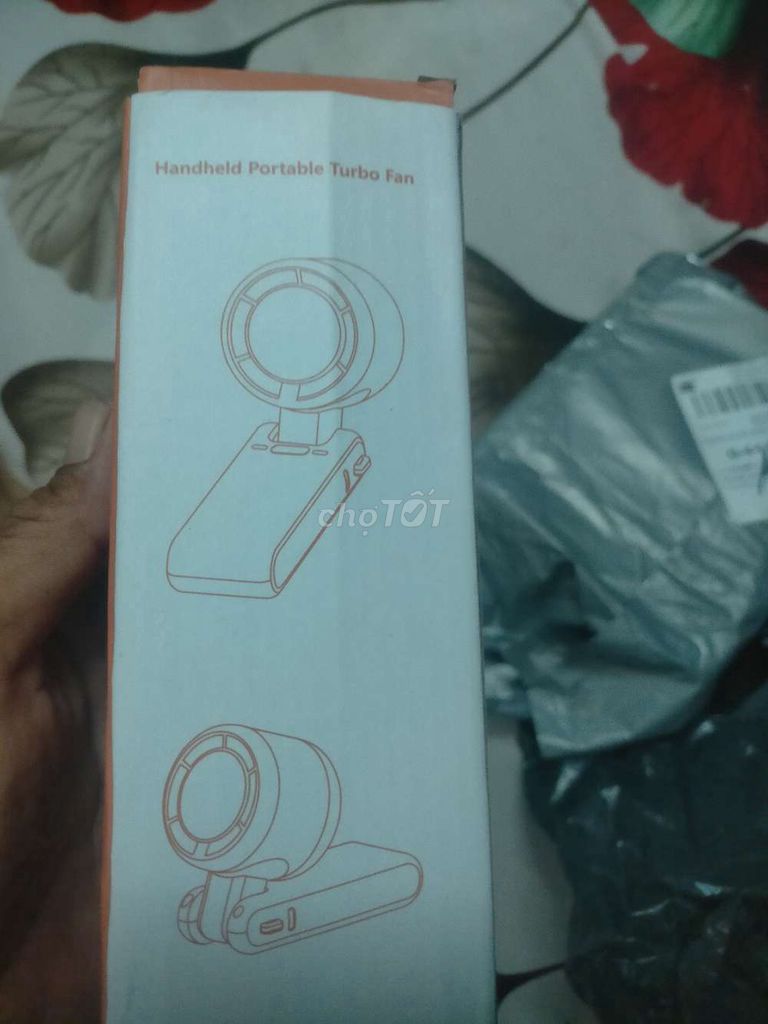 Quạt tích điện Handheld Portable Turbo Fan Trắng. Mua bán Quạt tại Quận Ninh Kiều Cần Thơ được đăng bởi nguyễn hoàng nam hình 1