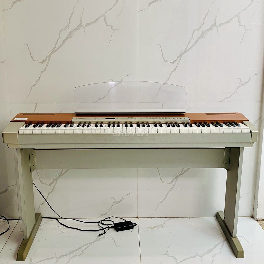 YAMAHA P-120 . BH 18 tháng