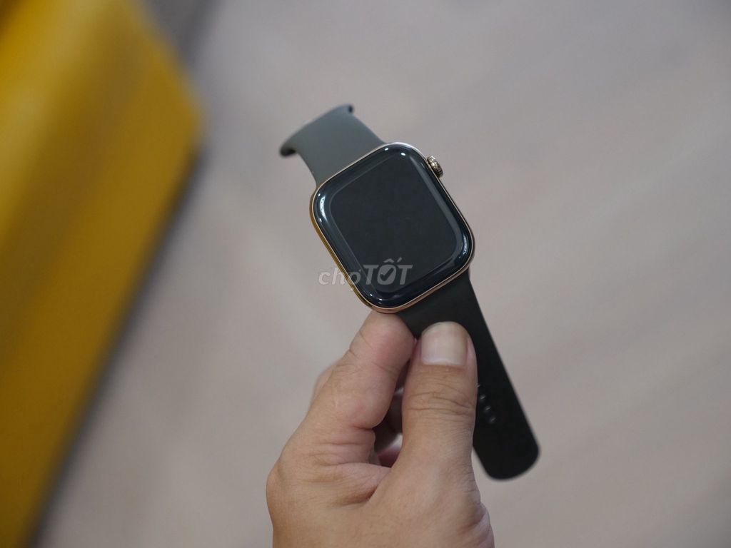 Apple Watch Series 10 Titan Vàng 46MM. Mua bán Thiết bị đeo thông minh tại Quận 10 Tp Hồ Chí Minh được đăng bởi Nguyễn Mạnh Hải hình 1