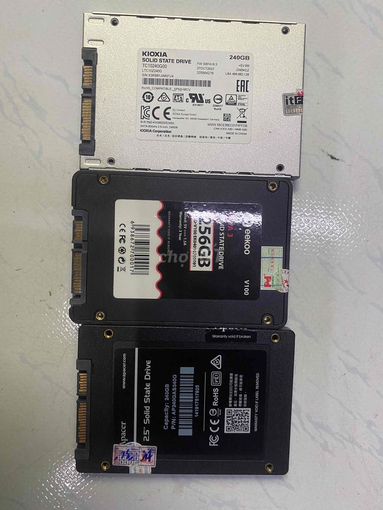 3 cái ssd 240GB