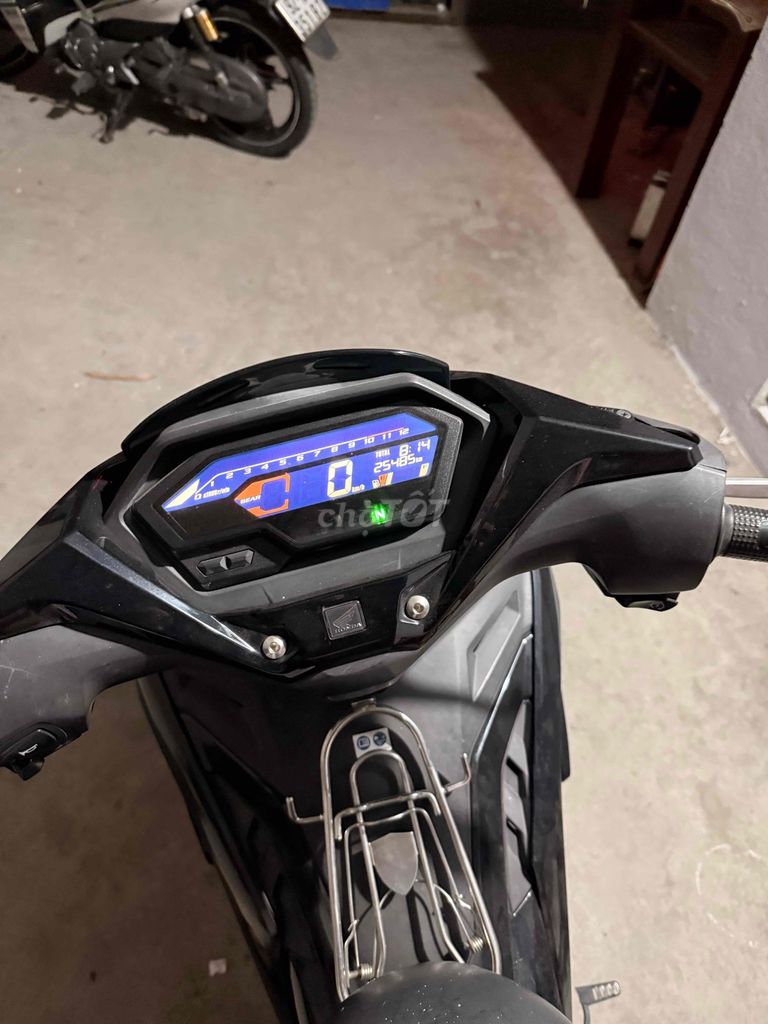 Honda Winner V3 2022 черный глянцевый 28 000 км