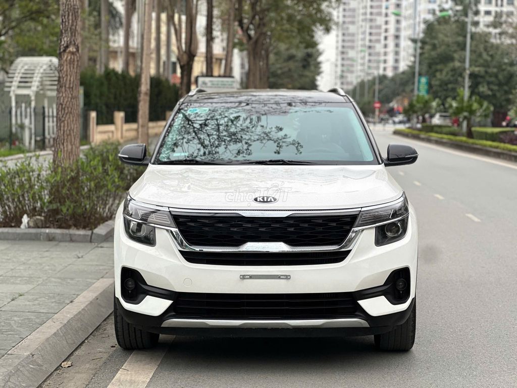 Kia Seltos 2021 Luxury 1.4 - 60000 km