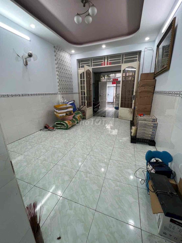 Дом на улице Van Cao, 4.1x20м, 1 этаж, 3 комнаты