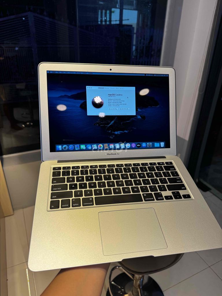 MacBook Air 2017 i5/8/128 GIÁ RẺ CHO AE