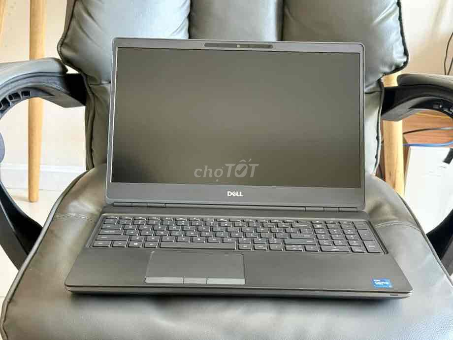 Dell Precision 7560 i7 11850H RTX A2000 FHD 500