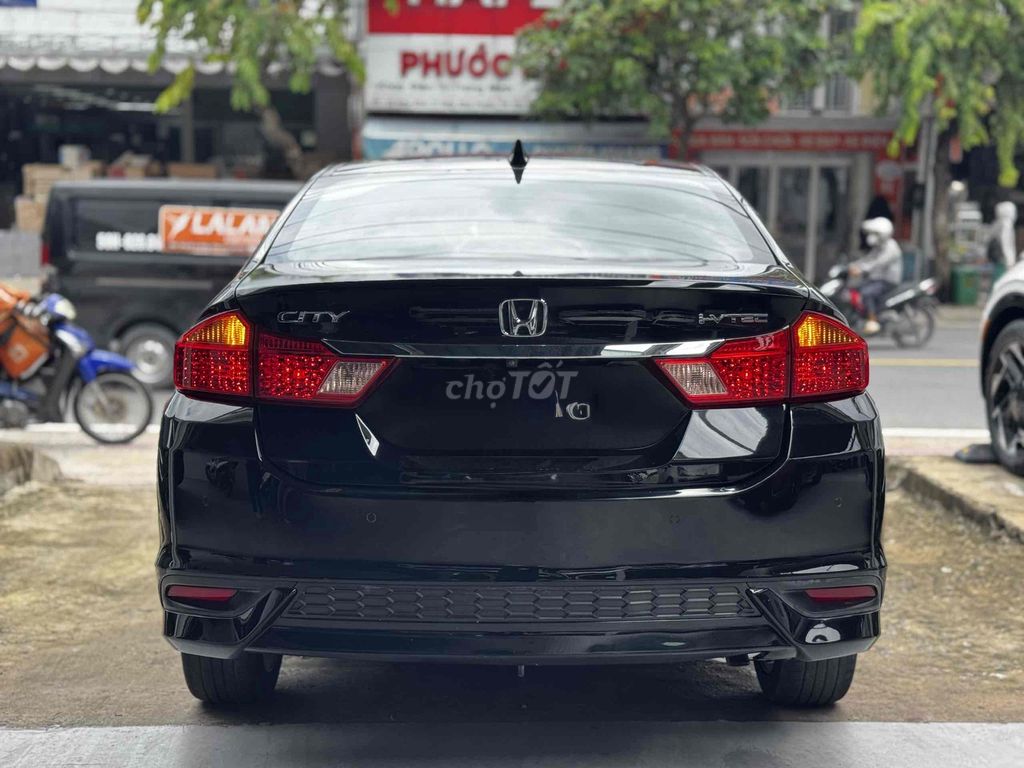 Honda City TOP 2019 чёрный 93 000 км