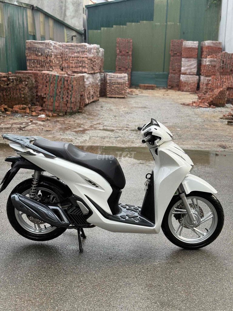 Honda SH 125i CBS 2026 Trắng 2700 km Siêu Lướt ✅✅✅
