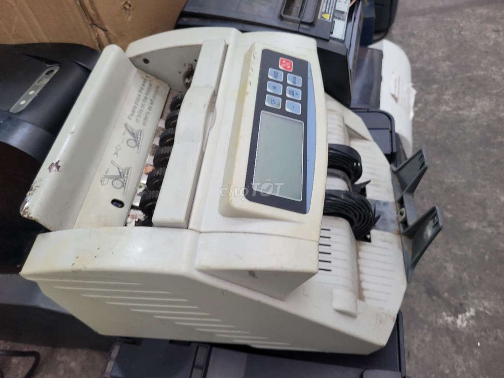 Máy đếm tiền Trắng. Mua bán Đồ dùng văn phòng tại Quận Gò Vấp Tp Hồ Chí Minh được đăng bởi phúc tiến hình 1