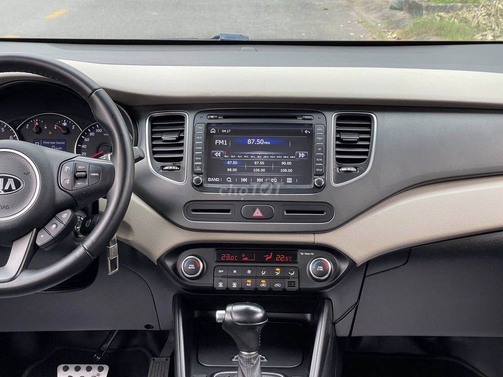 Kia Rondo 2.0 GAT 2018 Gia Đình Cực Đẹp Hàng Hiếm. Mua bán Ô tô tại Thành phố Thủ Đức Tp Hồ Chí Minh được đăng bởi Auto Xuyên Việt hình 11