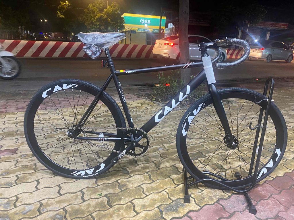 XE ĐẠP FIXED GEAR CALLI F3000