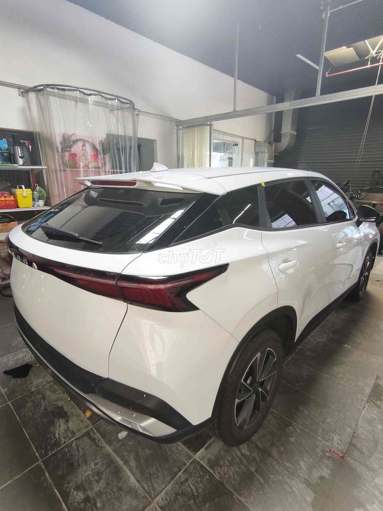 Omoda C5 Luxury Белая, в отличном состоянии, Vin 2025