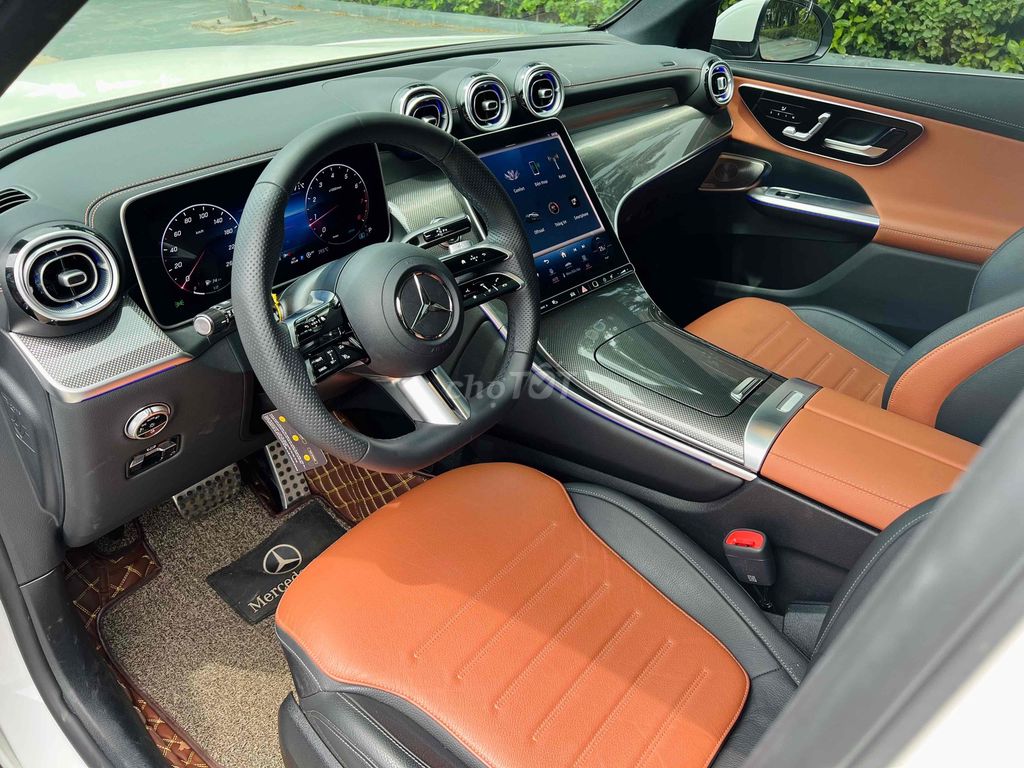 Mercedes Benz GLC300 4Matic 2023 Lướt Nhẹ. Mua bán Ô tô tại Quận Bình Tân Tp Hồ Chí Minh được đăng bởi Hoàng Thọ hình 6
