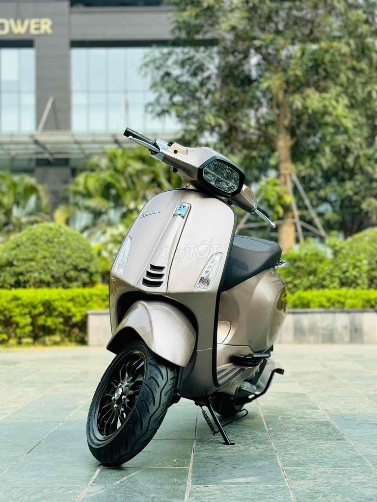 VESPA SPRINT TFT 150 2023 XE BAO HỒ SƠ CẦM TAY✅