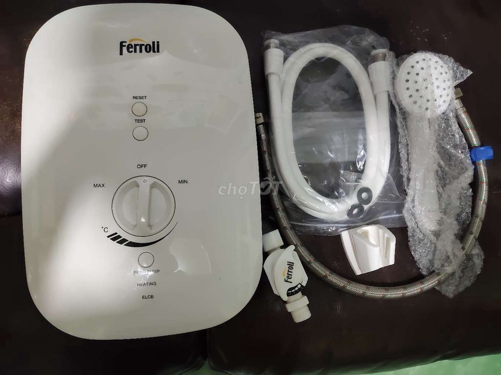 Máy tắm nước nóng Ferroli Trắng có bơm trợ lực. Mua bán Thiết bị vệ sinh, nhà tắm tại Thành phố Thủ Dầu Một Bình Dương được đăng bởi Trung hình 1