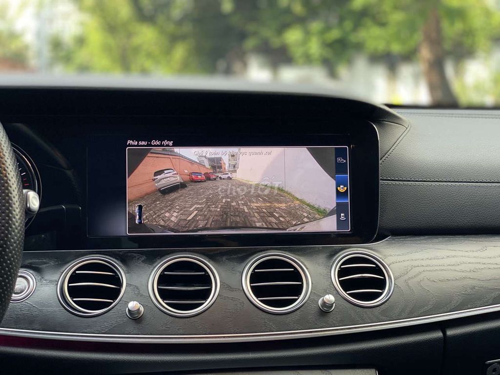 Mercedes E250 2018 mỗi năm đi 6000km — Chất xe cọp. Mua bán Ô tô tại Quận 7 Tp Hồ Chí Minh được đăng bởi Nguyễn Hoàng Vũ hình 10