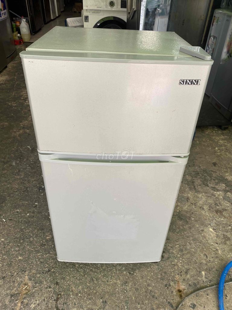 tủ lạnh mini hai ngăn đông mát riêng dung tích 90l