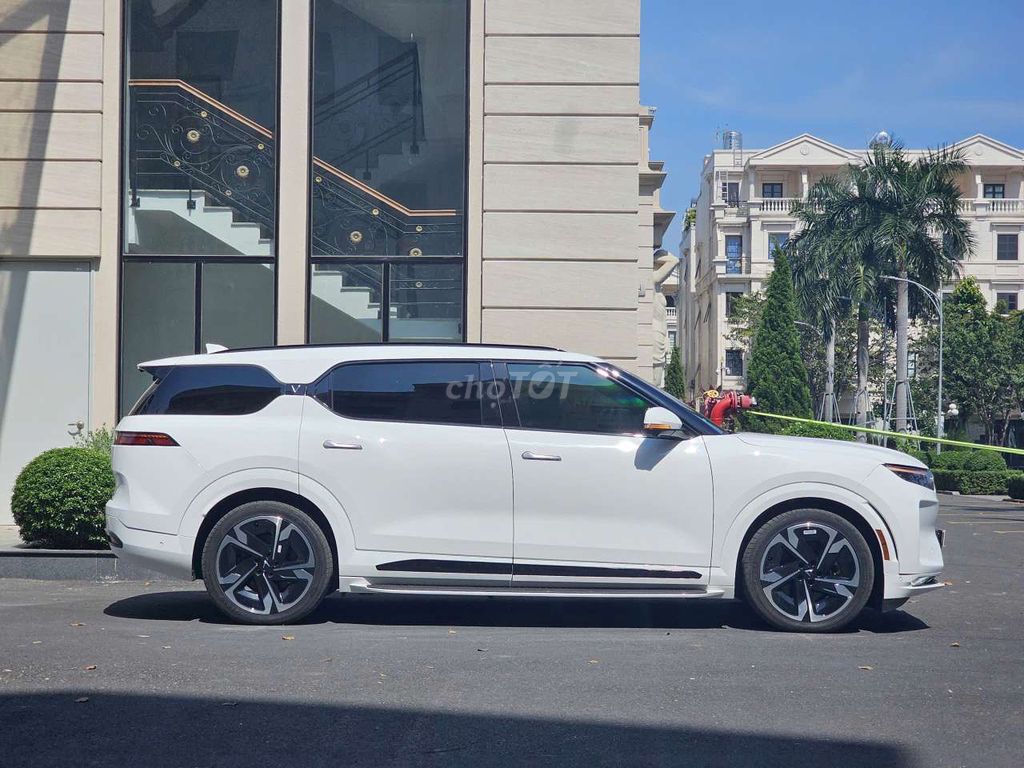 VINFAST VF9 PLUS SX 2024 ODO 3.000 KM. Mua bán Ô tô tại Quận Gò Vấp Tp Hồ Chí Minh được đăng bởi THẾ GIỚI Ô TÔ AUTO WORLD  hình 5