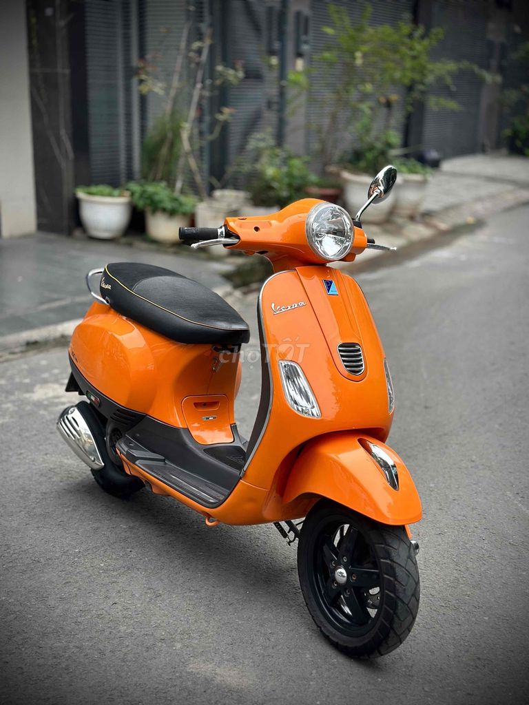 Piaggio Vespa LT3vie Fi Phun Xăng Cam. Mua bán Xe máy tại Quận Gò Vấp Tp Hồ Chí Minh được đăng bởi Xe Máy Hiệp Phát hình 3