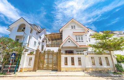 BÁN BIỆT THỰ VIP VỊ TRÍ ĐẸP 1 KQH GOLF VALLEY - TRUNG TÂM TP ĐÀ LẠT. Mua bán nhà ở tại Thành phố Đà Lạt Lâm Đồng được đăng bởi Nguyen Hoang Nhat