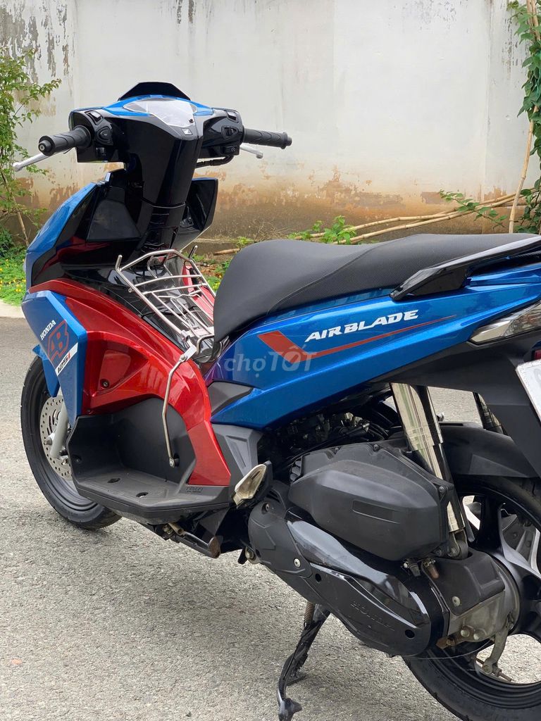 Honda Air Blade 2016 125 Đỏ Xanh. Mua bán Xe máy tại Huyện Trảng Bom Đồng Nai được đăng bởi Của Hàng Xe Máy U Phong hình 8