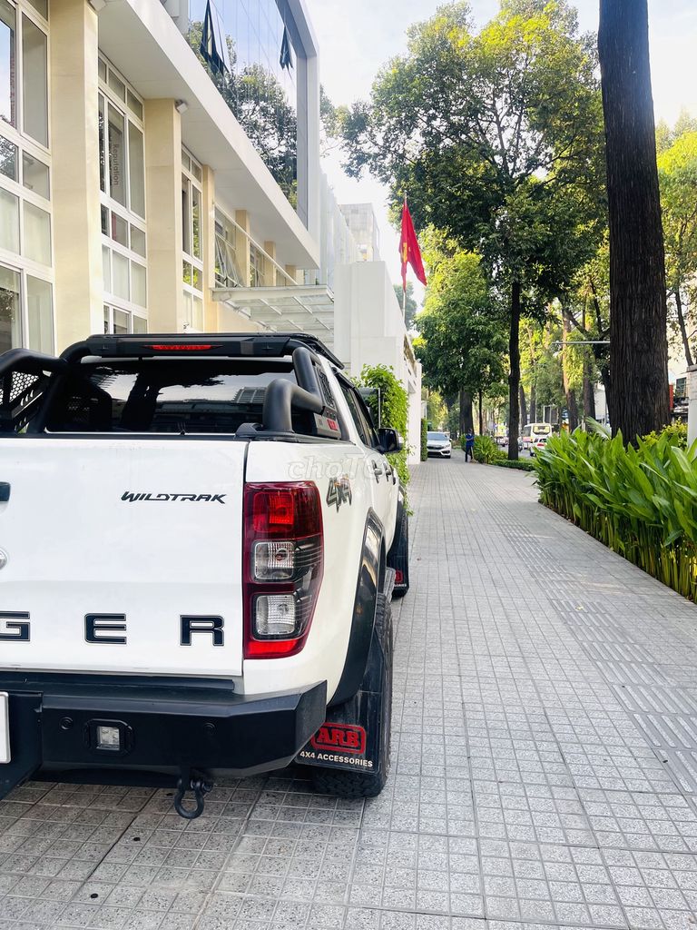 Wildtrak 3.2AT HAI CẦU 4x4 ĐĂNG KÝ 2017 Biển SG. Mua bán Ô tô tại Quận 3 Tp Hồ Chí Minh được đăng bởi DƯƠNG KHANG hình 10