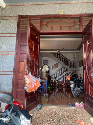 Bán nhà 139,6m² ngang 5,5m giá 4,1 tỷ tại Phường Phước Bình