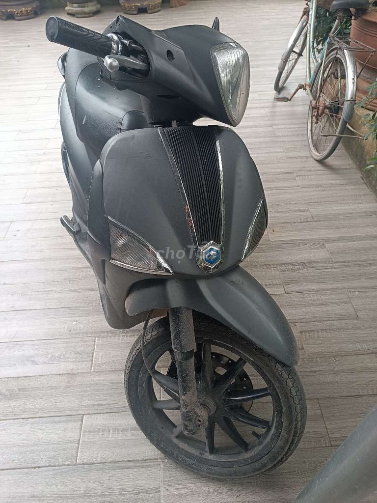 Piaggio Liberty màu Đen. Mua bán Xe máy tại Huyện Nông Cống Thanh Hóa được đăng bởi Meo Du Mục hình 4
