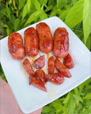 Lạp xưởng thịt heo truyền thống. Mua bán Đồ ăn, thực phẩm và các loại khác tại Huyện Cai Lậy Tiền Giang được đăng bởi Củ Cà Rốt