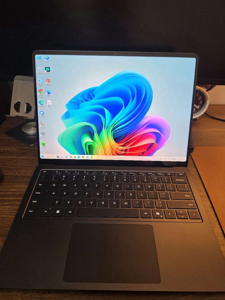 Surface Laptop 7 Snapdragon X Plus. Mua bán Laptop tại Quận Ninh Kiều Cần Thơ được đăng bởi nguyen liz hình 1