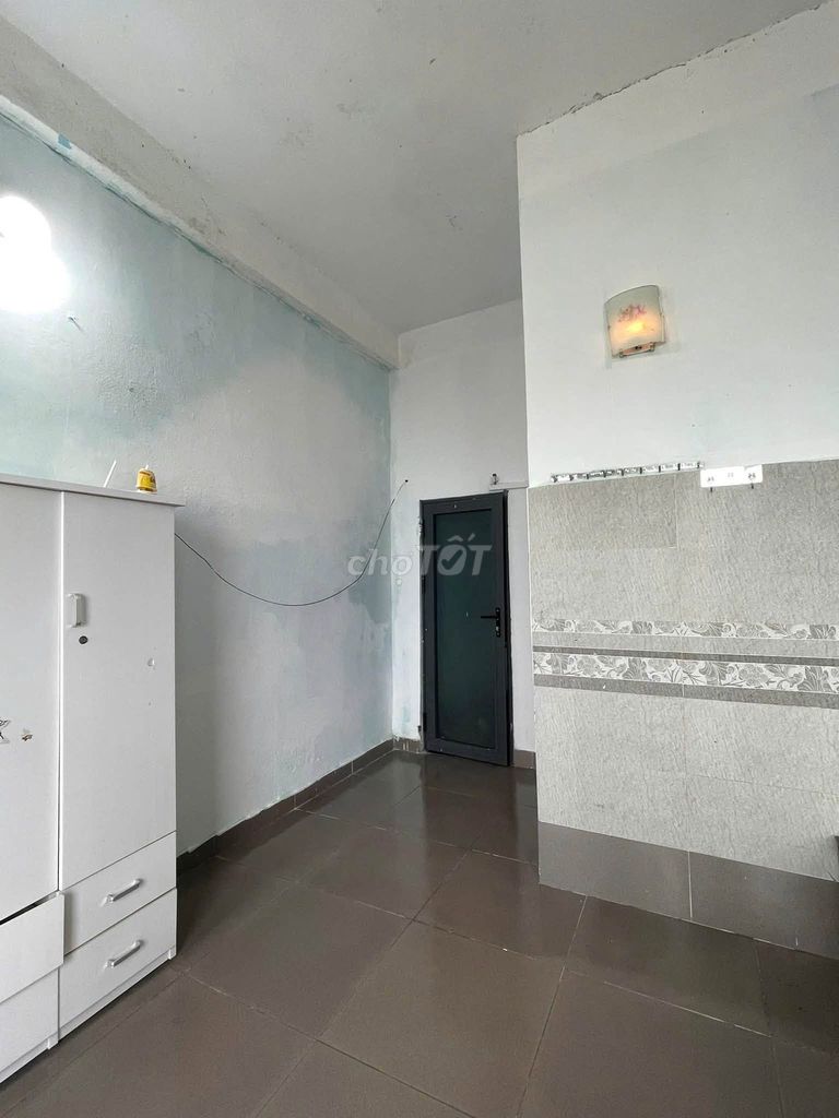 Phòng trọ 3tr9 Thanh Khê gần ĐH TDTT